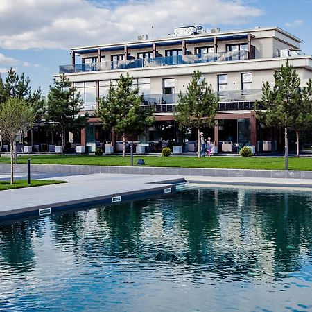 Riviera Zoloche Resort & Spa Vishenki  エクステリア 写真