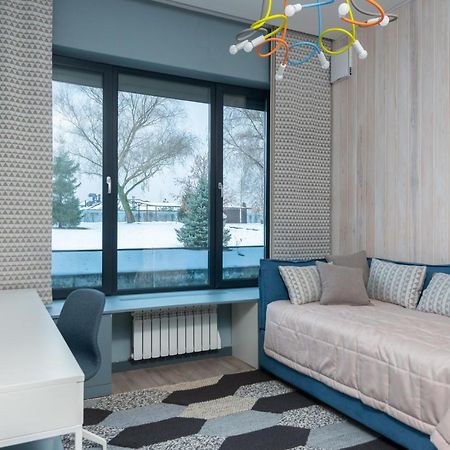 Riviera Zoloche Resort & Spa Vishenki  エクステリア 写真