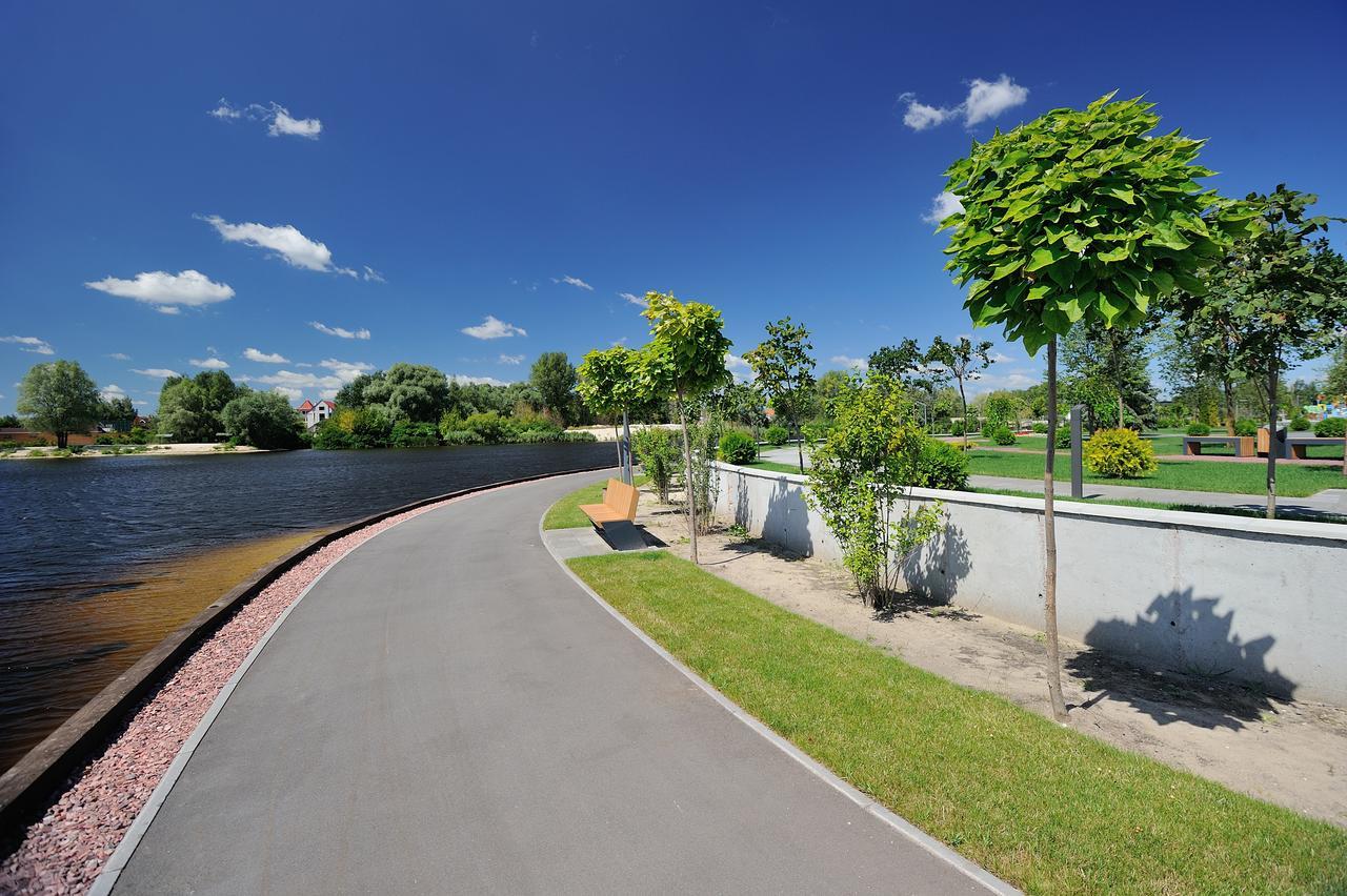 Riviera Zoloche Resort & Spa Vishenki  エクステリア 写真